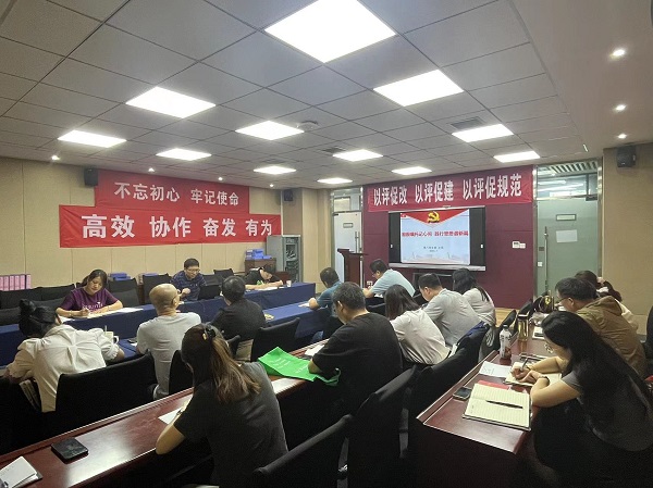 支部书记上党课 (2).jpg